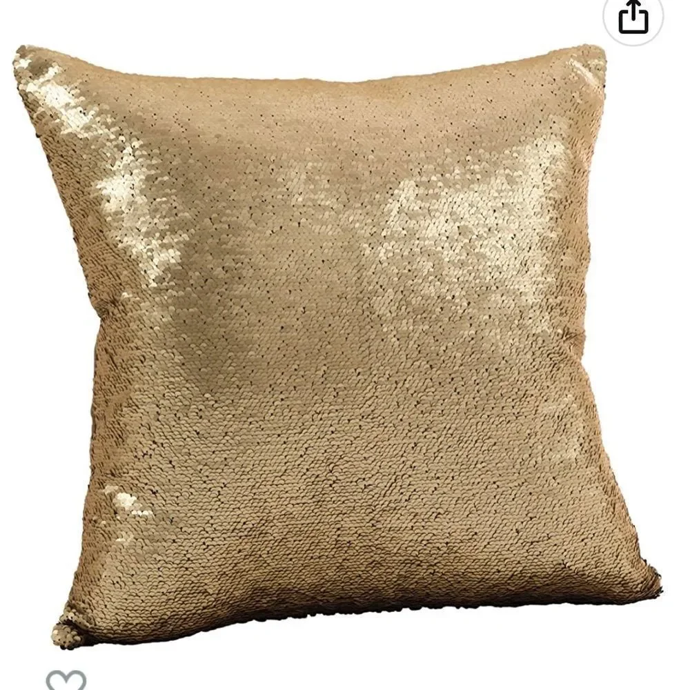 Pier 1 magic sequin snowflake gold/silver 16 x16 throw plllow